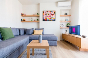 LINA - TIA, Chic Tirana Apartment